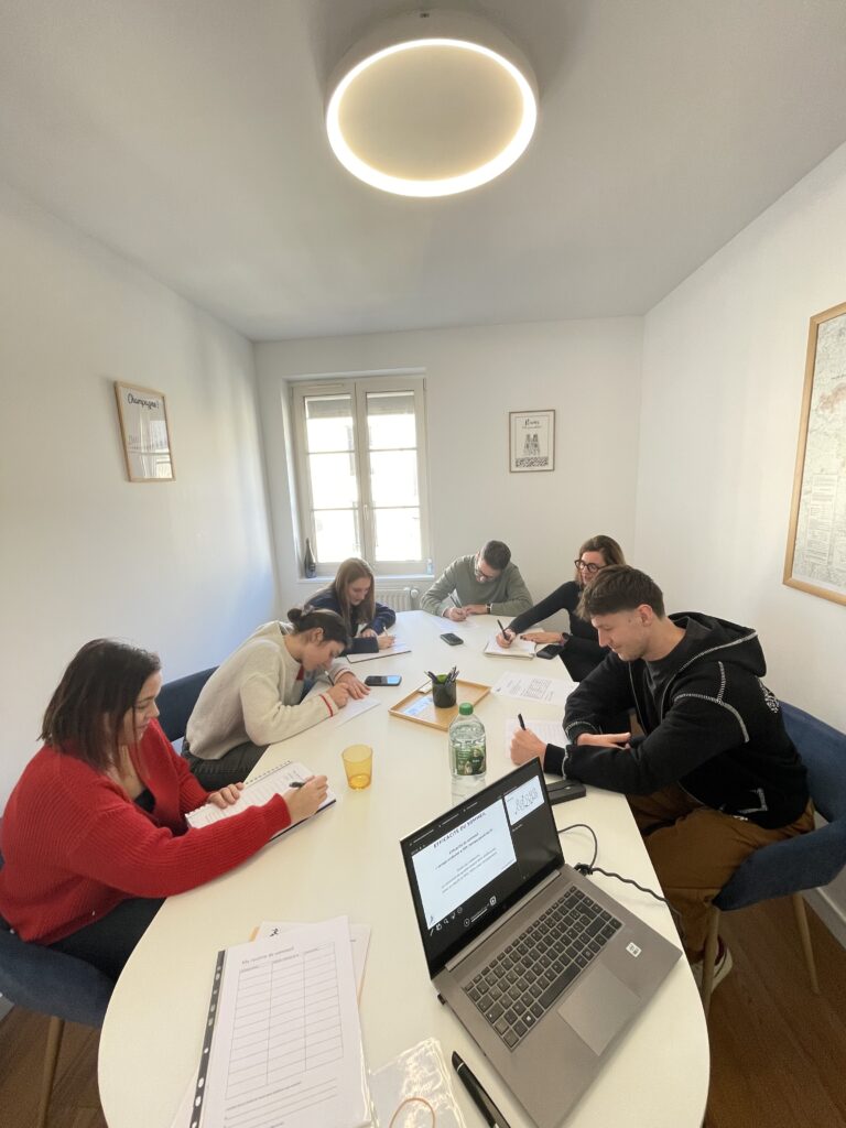 Fatigue au travail : le risque invisible qui dégrade la performance de votre entreprise